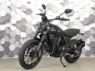 2025 Ducati Scrambler 800, чёрный, 1099000 рублей, вид 2