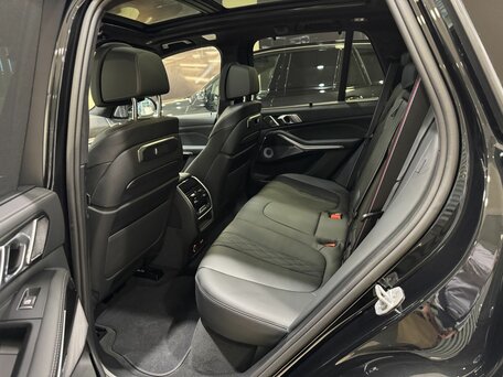 2025 BMW X5 40d IV (G05/G18) Рестайлинг, чёрный, 17054900 рублей, вид 5