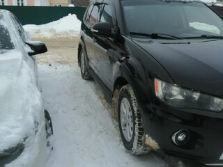 2010 Mitsubishi Outlander II Рестайлинг, чёрный, 1150000 рублей, вид 2