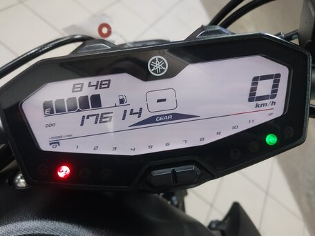 2015 Yamaha MT-07 (FZ-07), белый, 649000 рублей, вид 5
