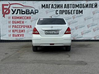 2011 Nissan Tiida I Рестайлинг, белый, 549000 рублей, вид 5
