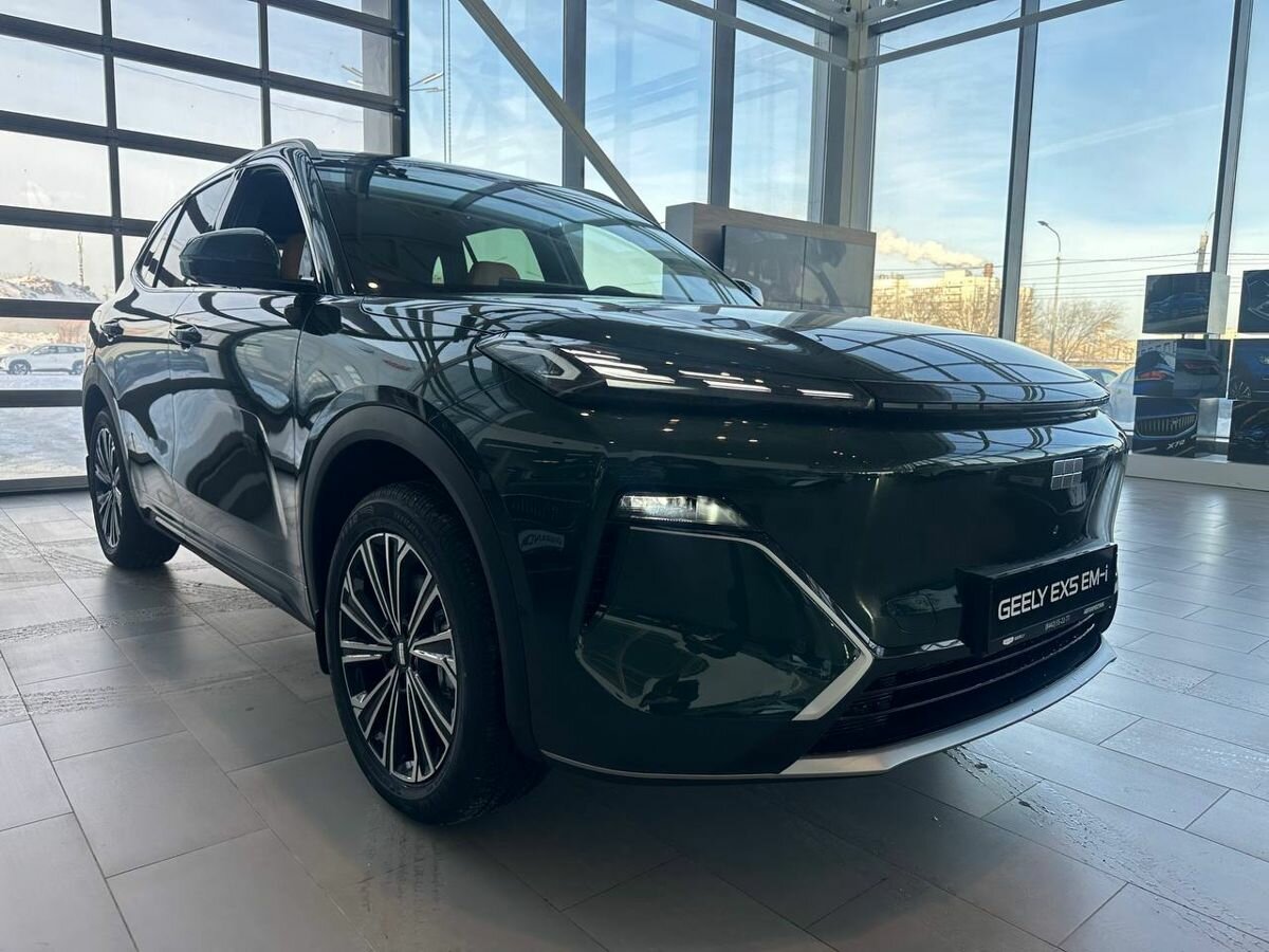 Открыть фотографии: Geely EX5 Гибрид