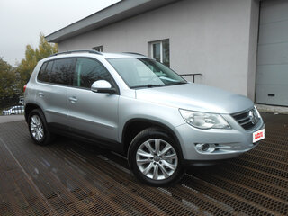 2011 Volkswagen Tiguan I, серебристый, 1370000 рублей, вид 1