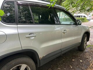 2010 Volkswagen Tiguan I, серый, 830000 рублей, вид 3