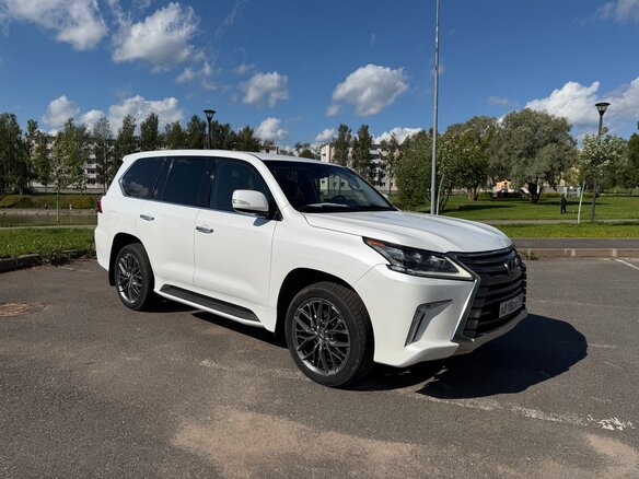2017 Lexus LX 450d III Рестайлинг 2, белый - вид 2
