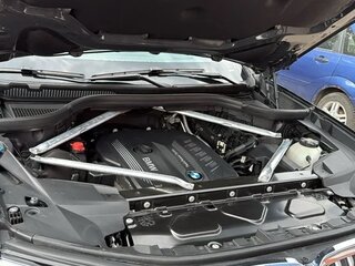 2020 BMW X7 30d I (G07), серый, 7000000 рублей, вид 4