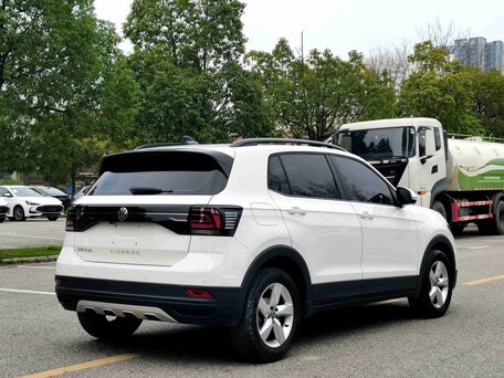 2021 Volkswagen T-Cross I (China Market), белый, 1650000 рублей, вид 5
