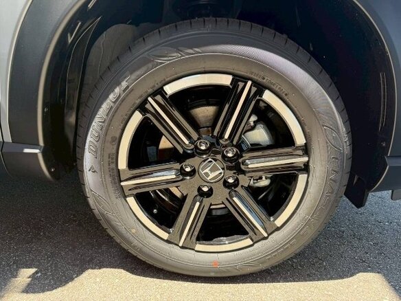 2022 Honda Vezel II, серый, 2200000 рублей - вид 6
