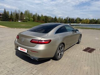 2017 Mercedes-Benz E-Класс 200 V (W213, S213, C238), серебристый, 2800000 рублей, вид 4