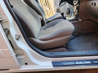 2010 Lada (ВАЗ) Kalina I, белый, 385000 рублей, вид 5