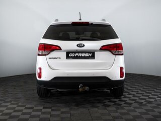 2018 Kia Sorento II Рестайлинг, белый, 2240000 рублей, вид 4