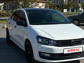 2017 Volkswagen Polo V Рестайлинг, белый, 1500000 рублей, вид 3