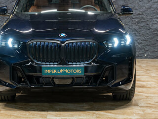 2026 BMW X5 40i IV (G05/G18) Рестайлинг, синий, 15290000 рублей, вид 3
