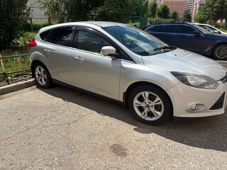2014 Ford Focus III, серебристый, 710000 рублей, вид 2