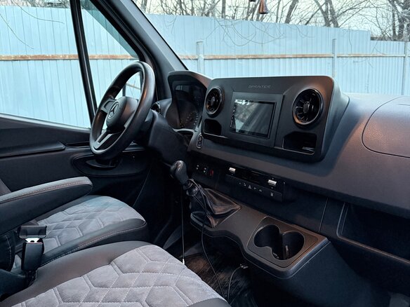 2021 Mercedes-Benz Sprinter, белый, 4000000 рублей - вид 11