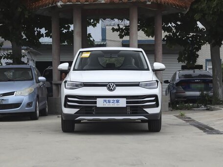 2026 Volkswagen Tharu XR, белый, 1900000 рублей, вид 2