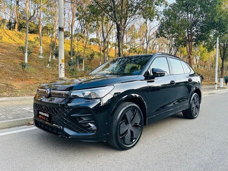 2025 Volkswagen Tiguan L Pro III (China Market), чёрный, 4390000 рублей, вид 1