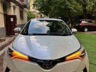 2017 Toyota C-HR I, белый, 1650000 рублей, вид 1