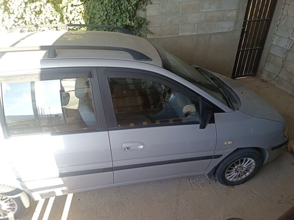 2006 Hyundai Matrix I Рестайлинг, серебристый - вид 1
