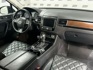 2016 Volkswagen Touareg II Рестайлинг, чёрный, 2900000 рублей, вид 3