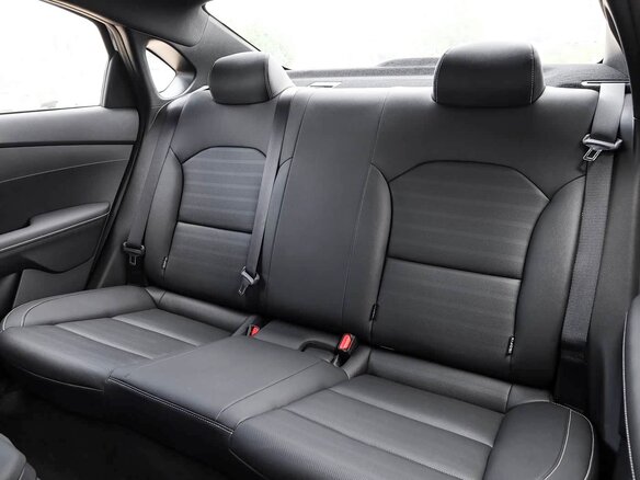 2026 Kia K3 II (China Market) Рестайлинг, белый - вид 30