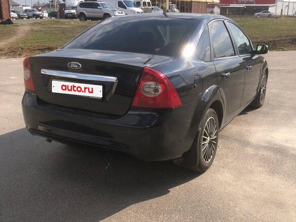 2008 Ford Focus II Рестайлинг, чёрный, 470000 рублей - вид 3