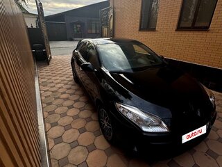 2011 Renault Megane III, чёрный, 580000 рублей, вид 3