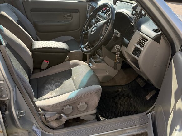 2001 Mazda Demio I (DW), серый, 120000 рублей - вид 4