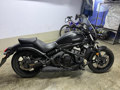 2021 Kawasaki EN650 Vulcan S, чёрный, 900000 рублей, вид 4
