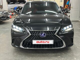 2022 Lexus ES 300h VII Рестайлинг, чёрный, 5500000 рублей, вид 1