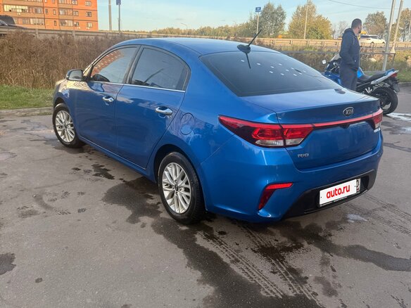 2019 Kia Rio IV, синий, 1189000 рублей - вид 6
