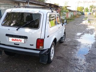 2004 Lada (ВАЗ) 2121 (4x4) I Рестайлинг, белый, 300000 рублей, вид 3