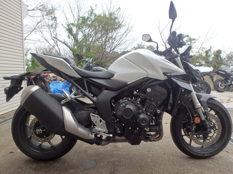 2025 Honda CB 1000 Hornet, белый, 1450000 рублей, вид 2