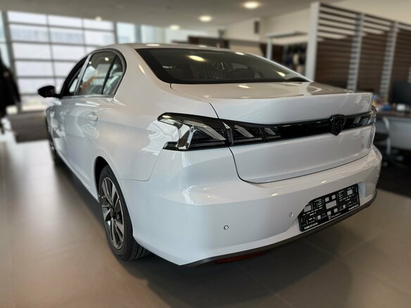 2026 Peugeot 408 II Рестайлинг 2, белый, 3799000 рублей - вид 3