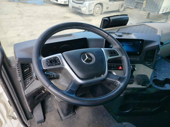 2024 Mercedes-Benz Actros, белый - вид 7