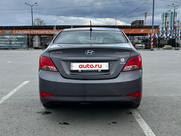 2014 Hyundai Solaris I Рестайлинг, серый, 1199000 рублей - вид 2