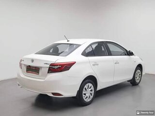 2023 Toyota Vios III Рестайлинг, белый, 1146000 рублей, вид 2