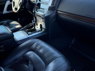 2018 Toyota Land Cruiser 200 Series Рестайлинг 2, чёрный, 6500000 рублей, вид 5