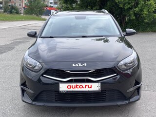 2022 Kia Ceed III Рестайлинг, чёрный, 1850000 рублей, вид 1