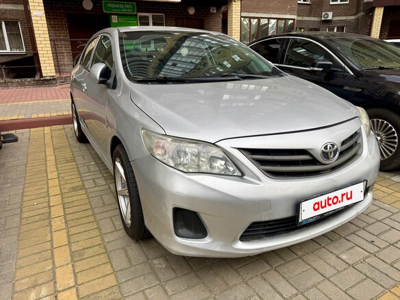 2011 Toyota Corolla X (E140, E150) Рестайлинг, серебристый - вид 17
