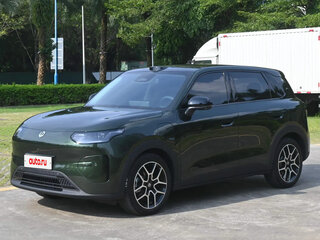 2026 Leapmotor A10 39.8 kWh, зелёный, 1589003 рублей, вид 1