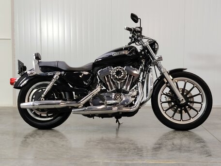 2010 Harley-Davidson Sportster 1200, чёрный, 649000 рублей, вид 1