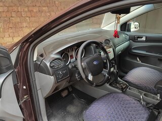 2010 Ford Focus II Рестайлинг, фиолетовый, 570000 рублей, вид 5