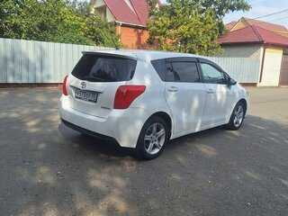 2013 Toyota Verso I Рестайлинг, белый, 720000 рублей, вид 3