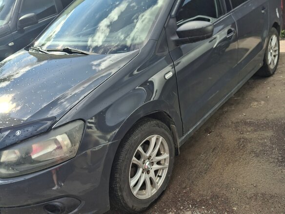 2011 Volkswagen Polo V, серый, 350000 рублей - вид 3
