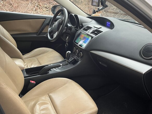2011 Mazda 3 II (BL) Рестайлинг, белый, 650000 рублей - вид 10
