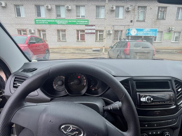 2017 Lada (ВАЗ) Vesta I, серый, 650000 рублей - вид 5