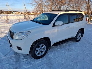 2012 Toyota Land Cruiser Prado 150 Series, белый, 3000000 рублей, вид 4
