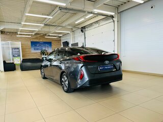2017 Toyota Prius PHV ZVW52 IV (XW50), серый, 2199900 рублей, вид 4