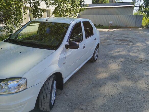 2014 Renault Logan I Рестайлинг, белый - вид 5
